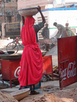 Femme au travail - Jaipur - Inde